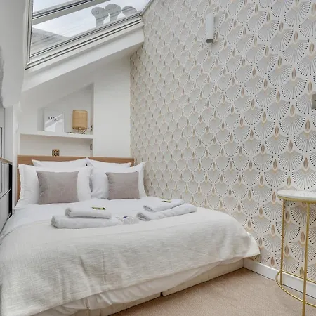 Amazing Historical Parisien Loft Next To Louvre Area-4 Parigi